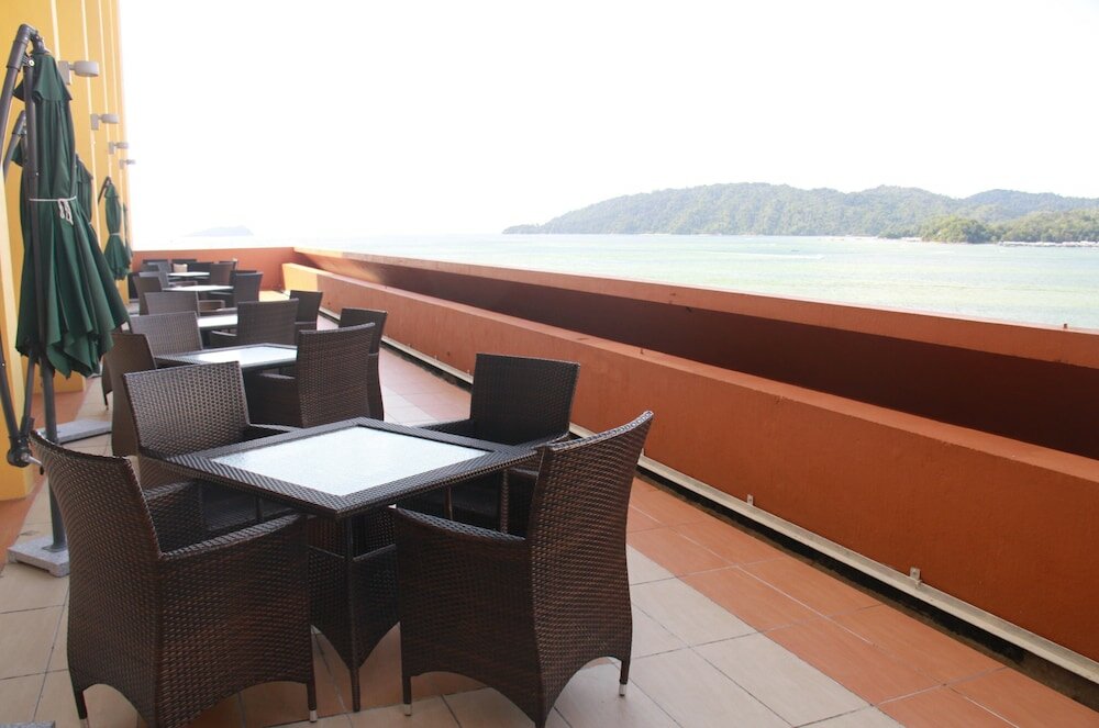 Фото Gaya Centre Hotel