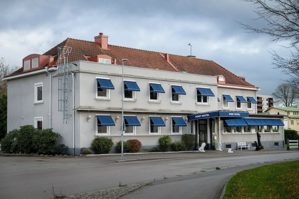 Фото Port Hotel
