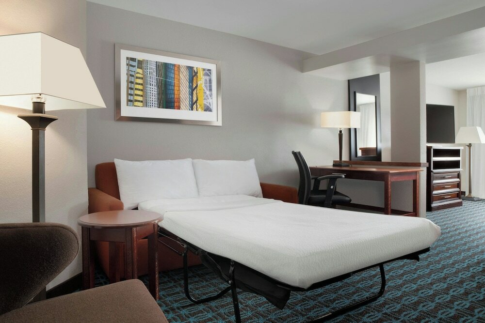 Фото Fairfield Inn & Suites by Marriott Waco North