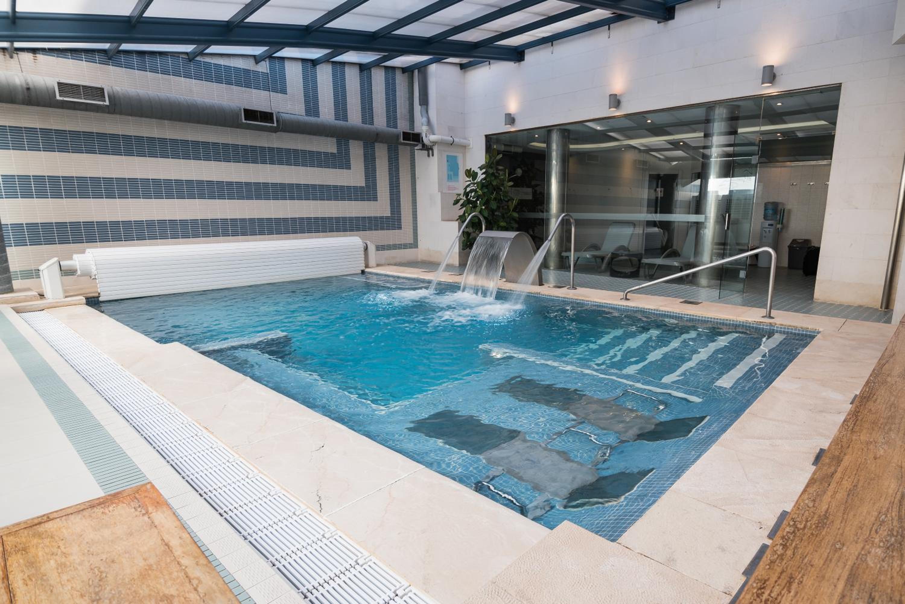 Фото Hotel SPA Paris