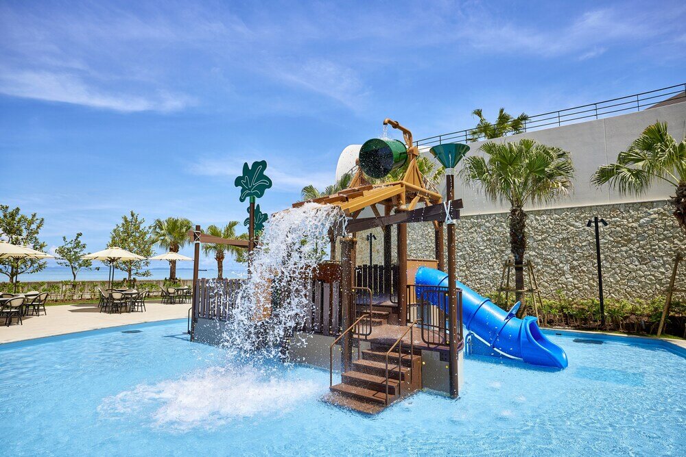 Фото Ryukyu Hotel & Resort Nashiro Beach