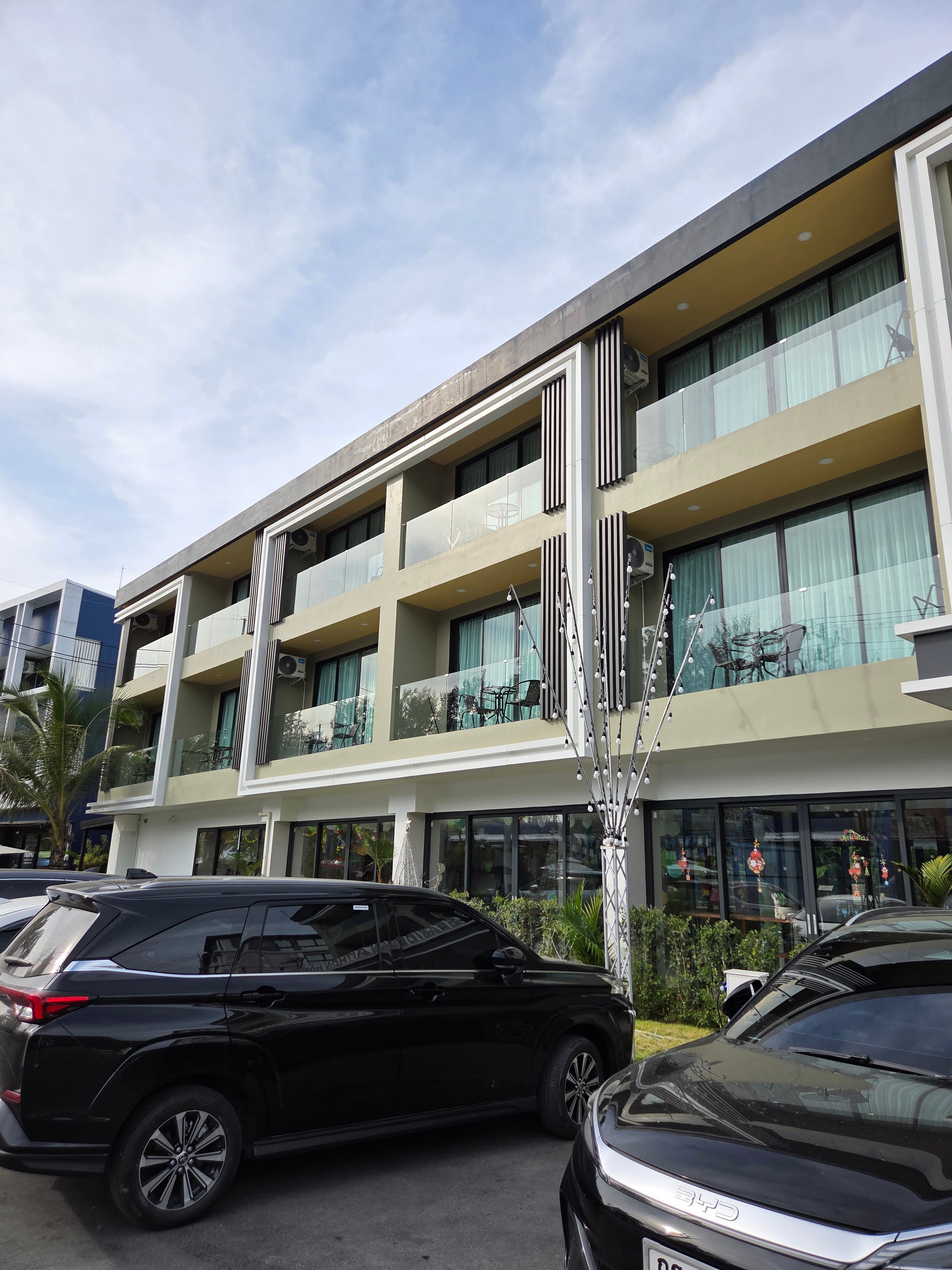 Фото Seaside Naithon Phuket