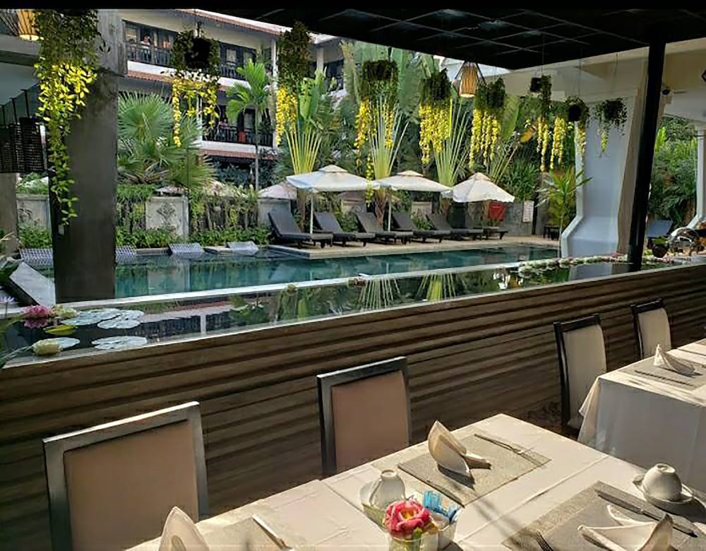 Фото Central Suite Residence