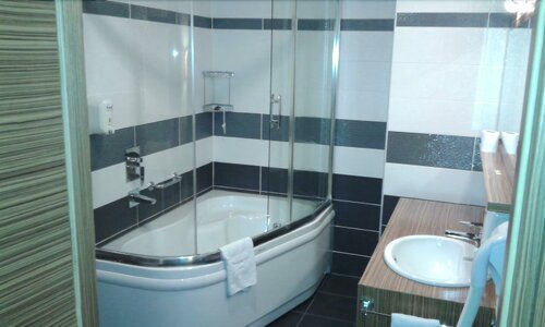Гостиница Отель Альмина Парк в Дюздже