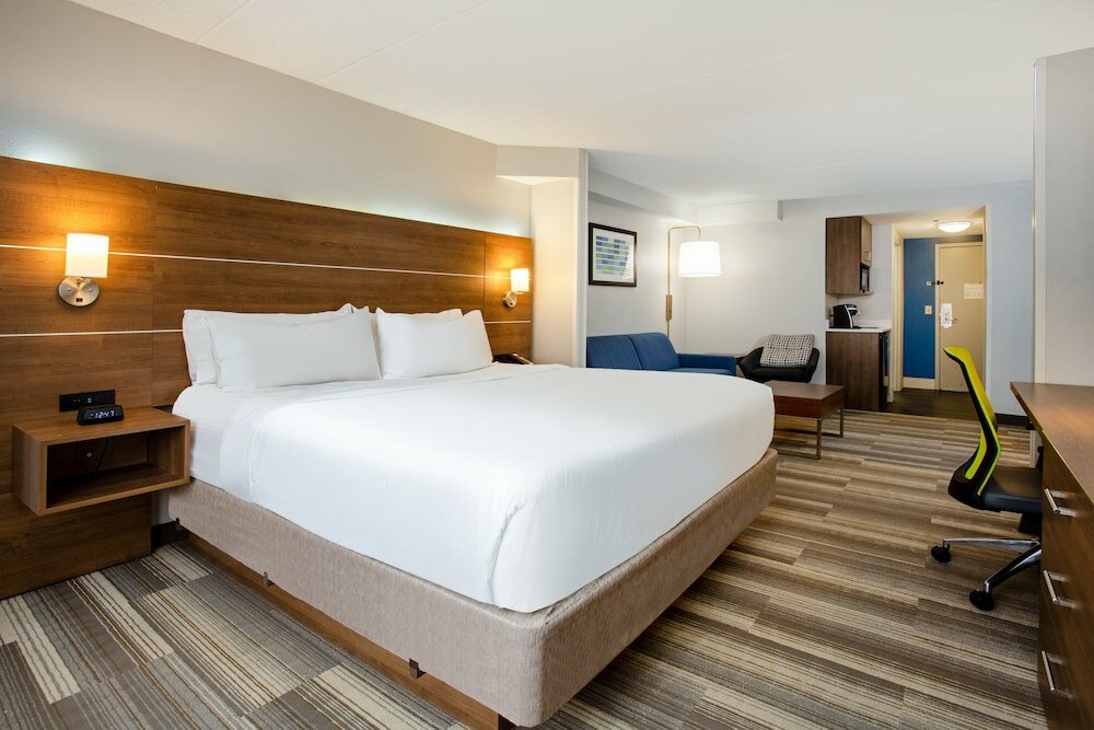 Фото Holiday Inn Express And Suites Fort Wayne