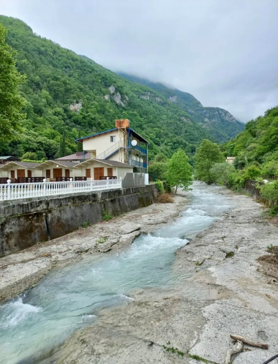 Фото отеля 2