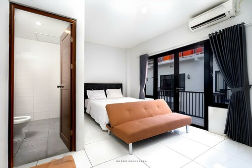 Гостиница Cr 001 Jember Town Square Apartment в Джембере
