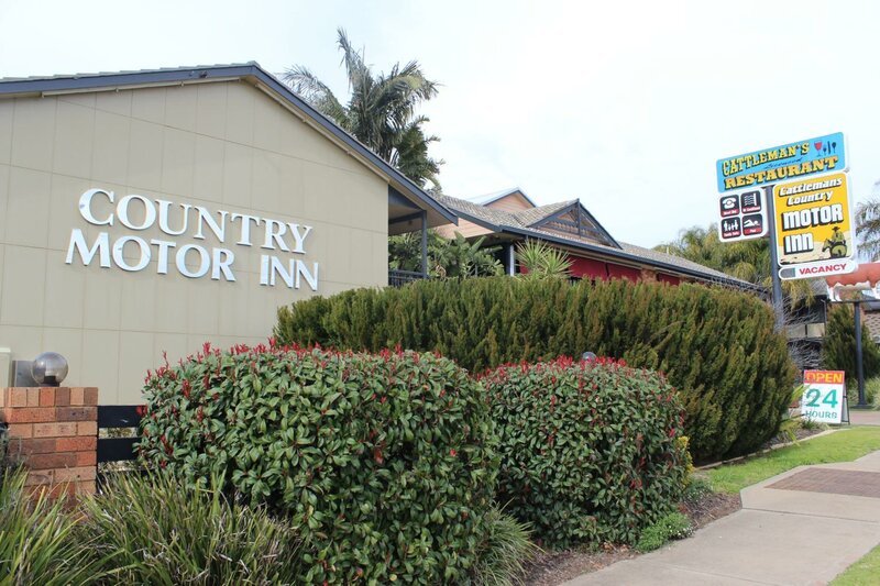 Гостиница Cattleman's Country Motor Inn & Serviced Apartments в Даббо