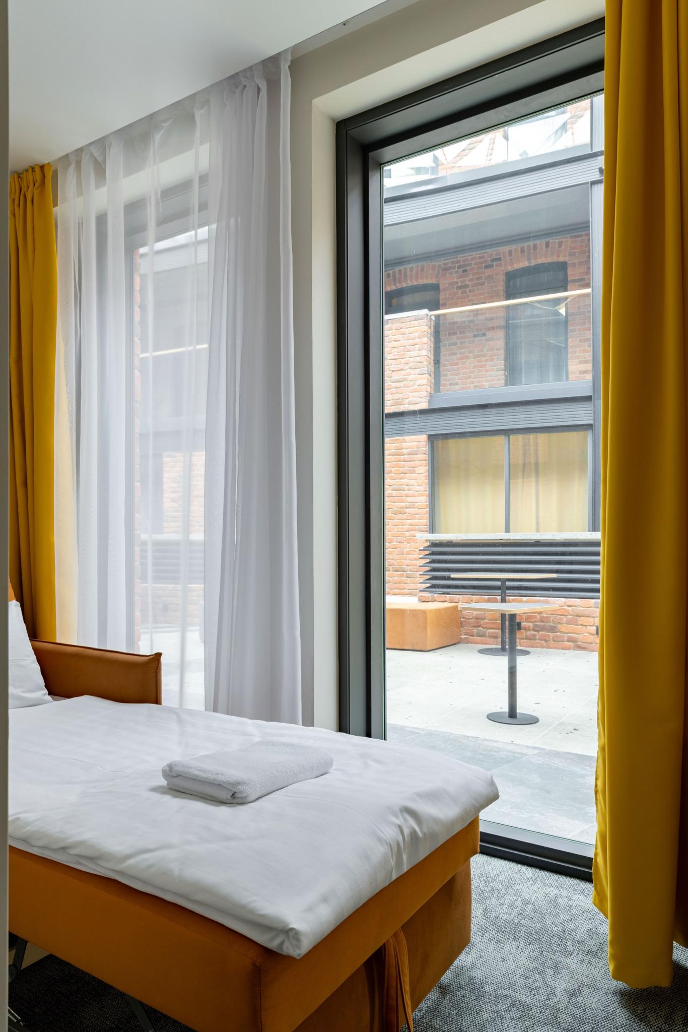 Фото IzzziUP Community L&c