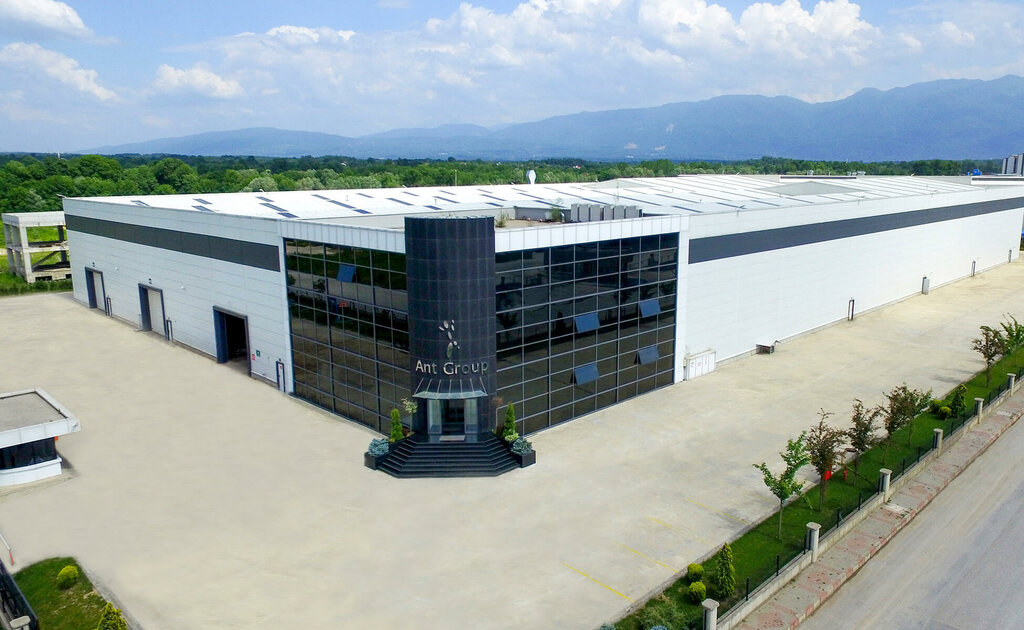 Machine building Ant Group, Hendek, photo