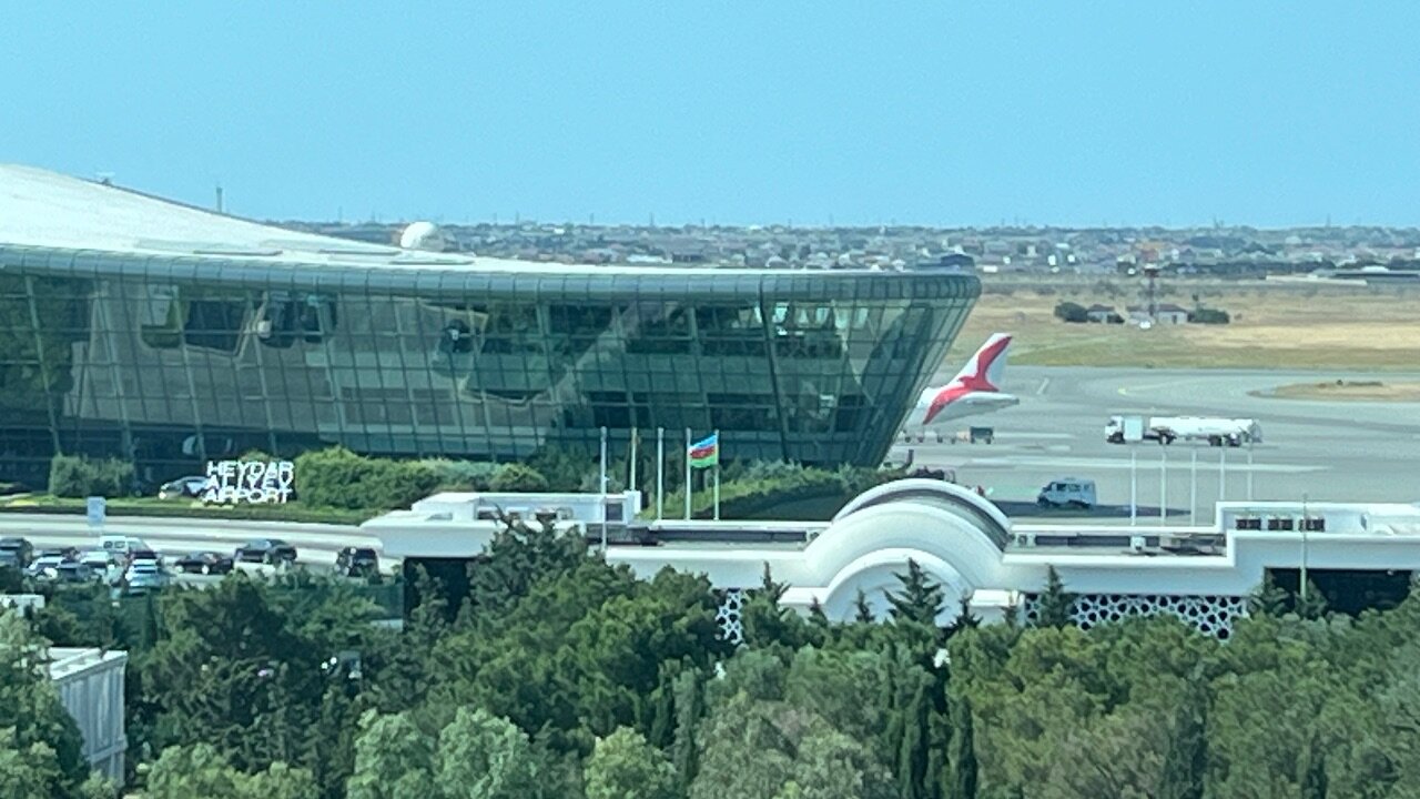 Фото Fly Inn Baku