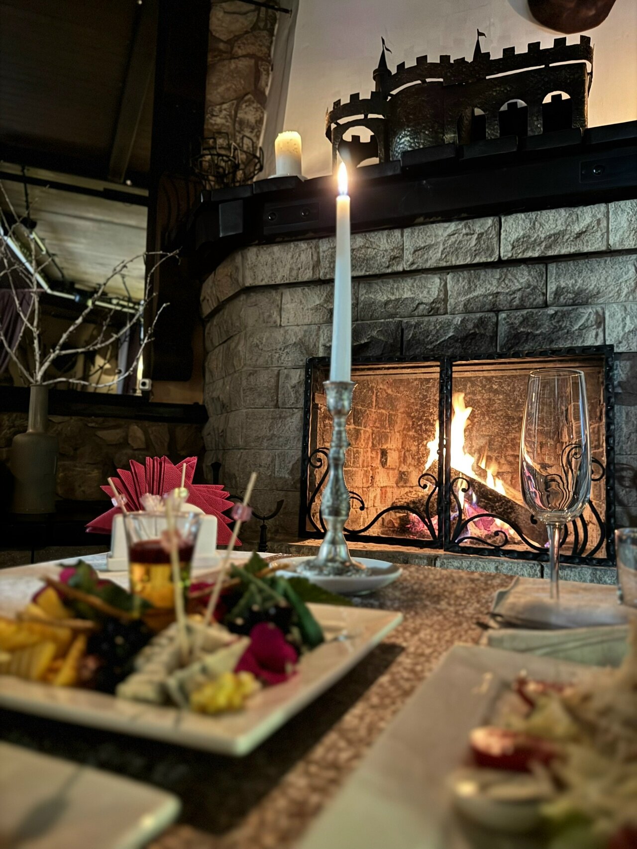 Фото Замок в долине