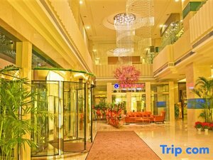 Гостиница Qingdao Kuaitong International Hotel