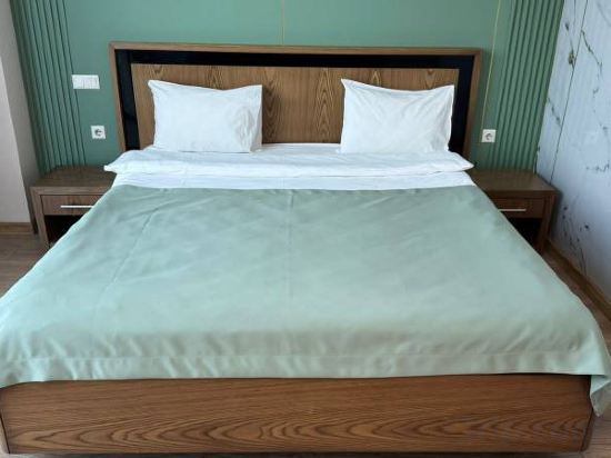 Фото Business Hotel Almaty