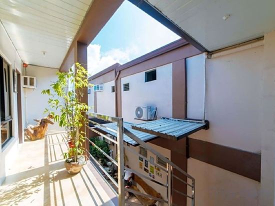 Фото RedDoorz @ Aparente Gensan