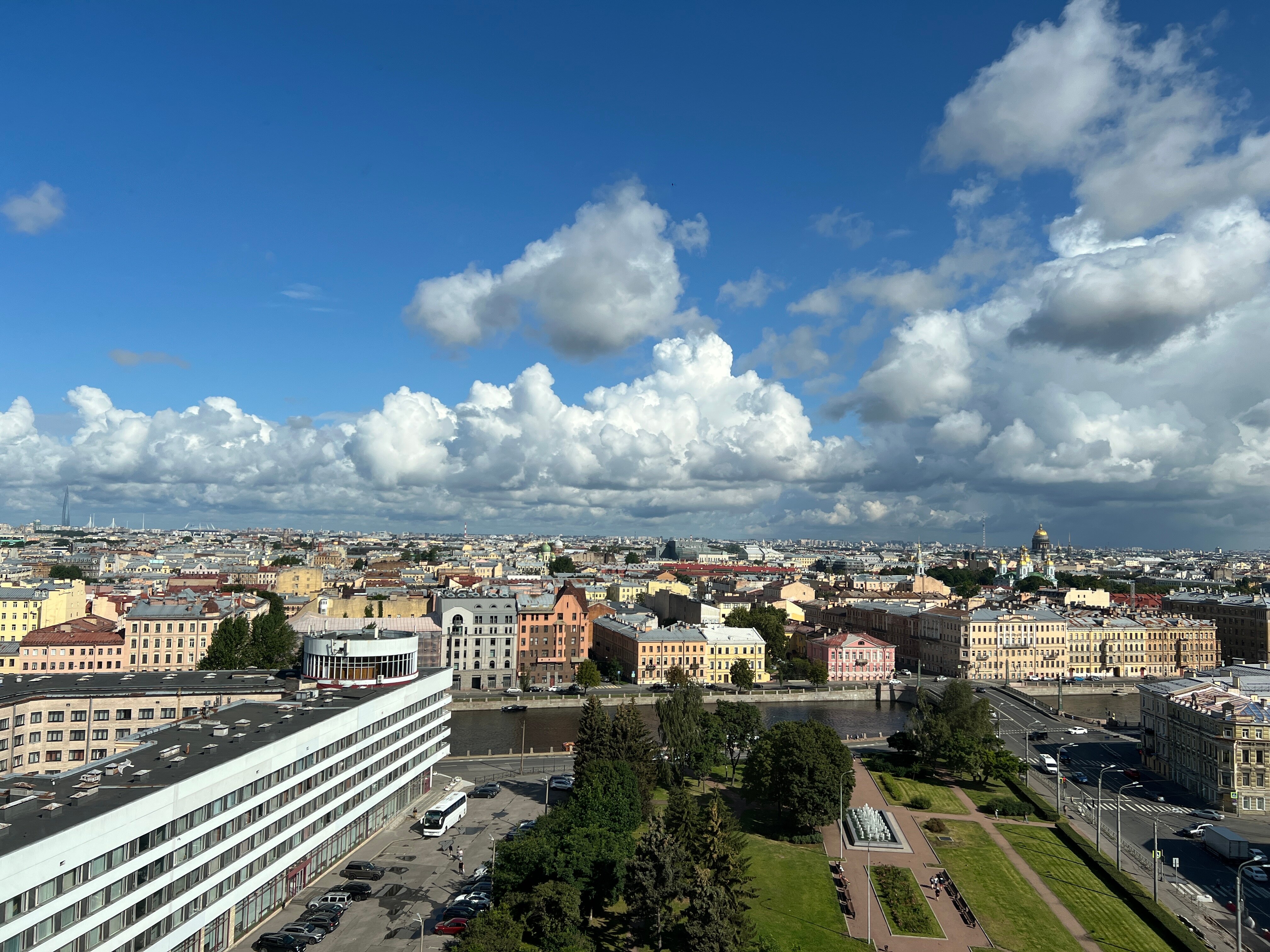 Фото Azimut Сити Отель Санкт-Петербург
