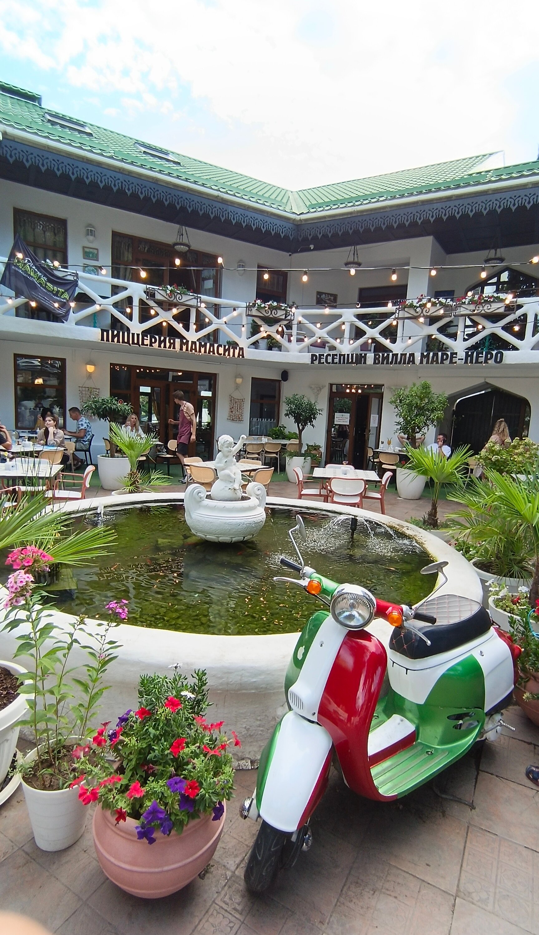 Фото Маре Неро