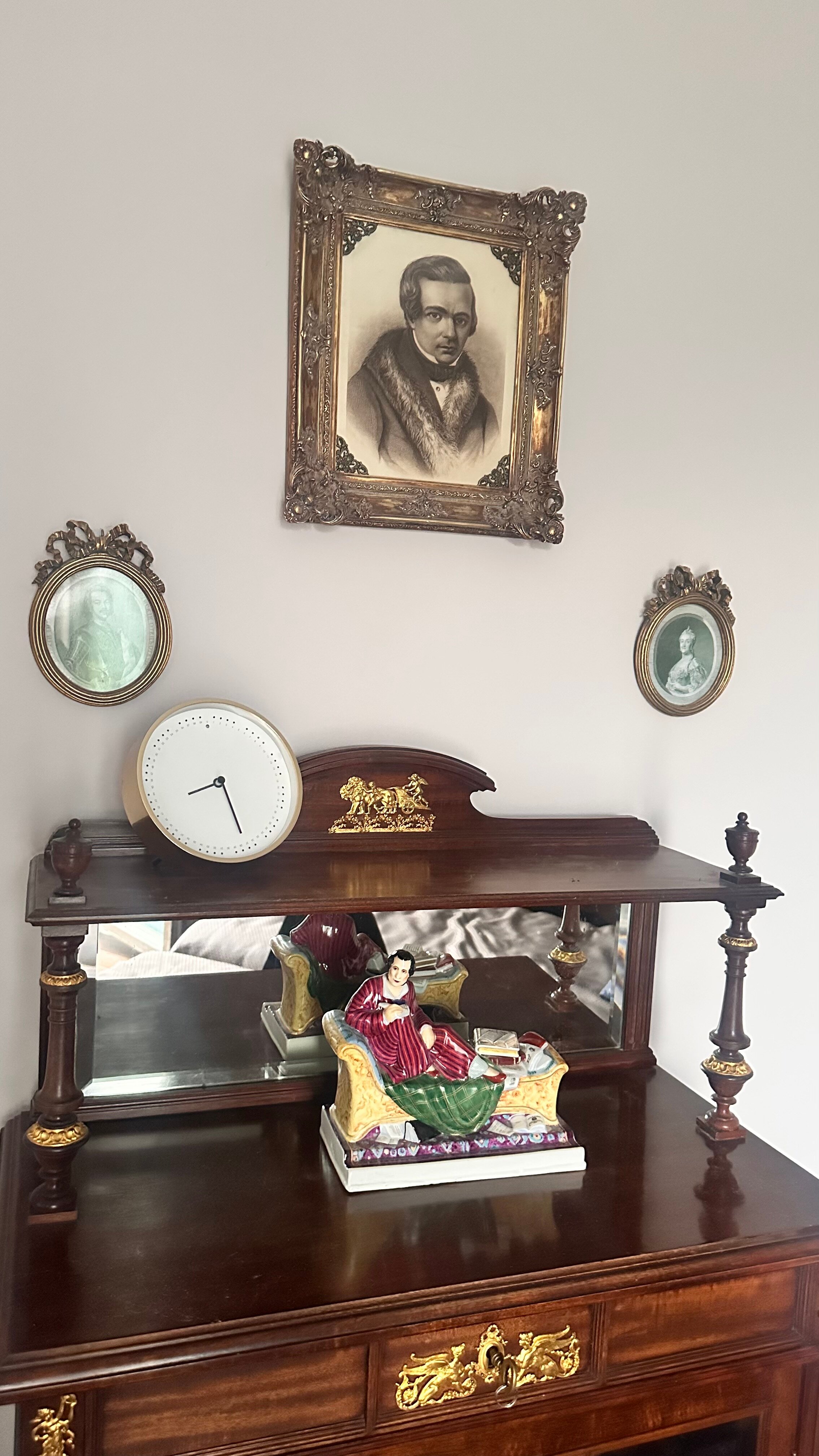 Фото Art History House