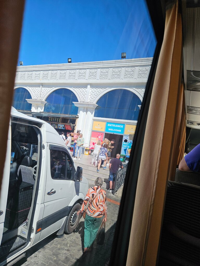 Supermarket Coach Rest Area, Manavgat, photo