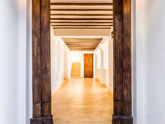 Фото Cinnamon House by The Serendipity Collection