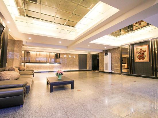 Фото Convenient Park Bangkok