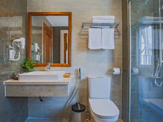 Фото Hoang Lan Hotel