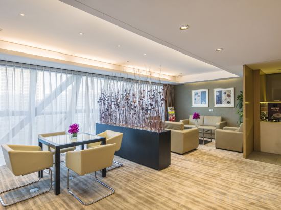 Фото Ascott Raffles City Beijing