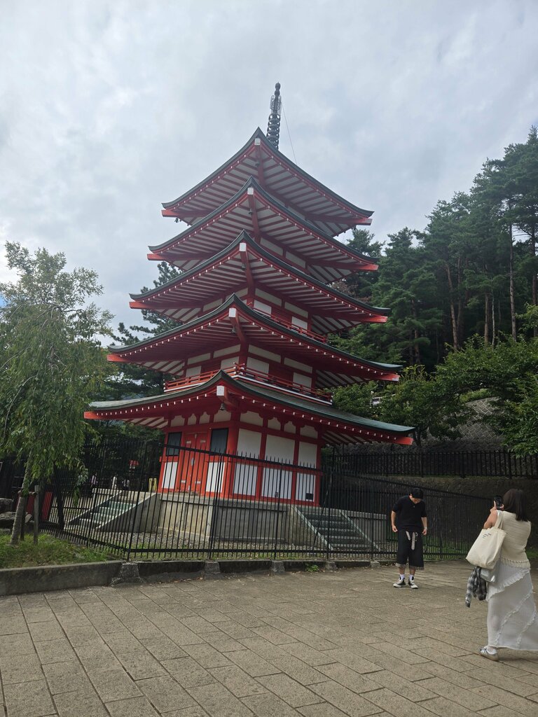 Pagoda Chureito, Yamanashi Prefecture, photo