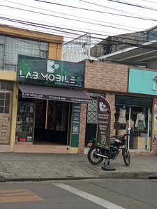 Lab Mobile (Bogotá, Engativá, Carrera 77A, 64C-57), items for mobile phones