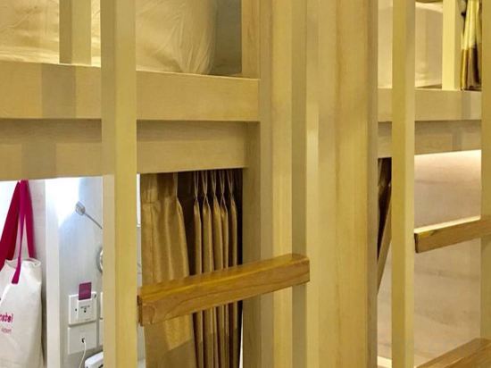 Фото Mariya Lady Hostel At Suvarnabhumi Airport - Female Only