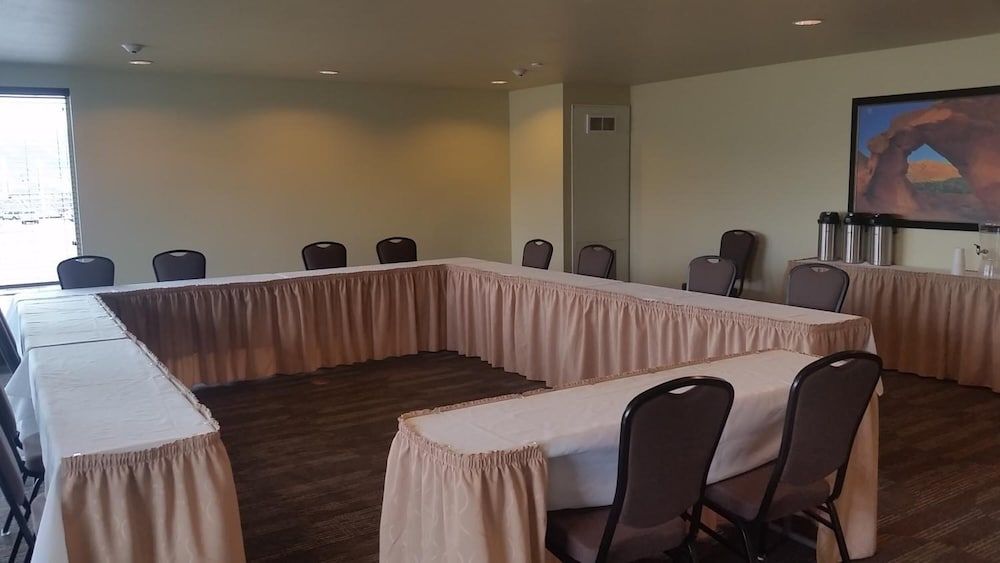 Фото Ledgestone Hotel Elko