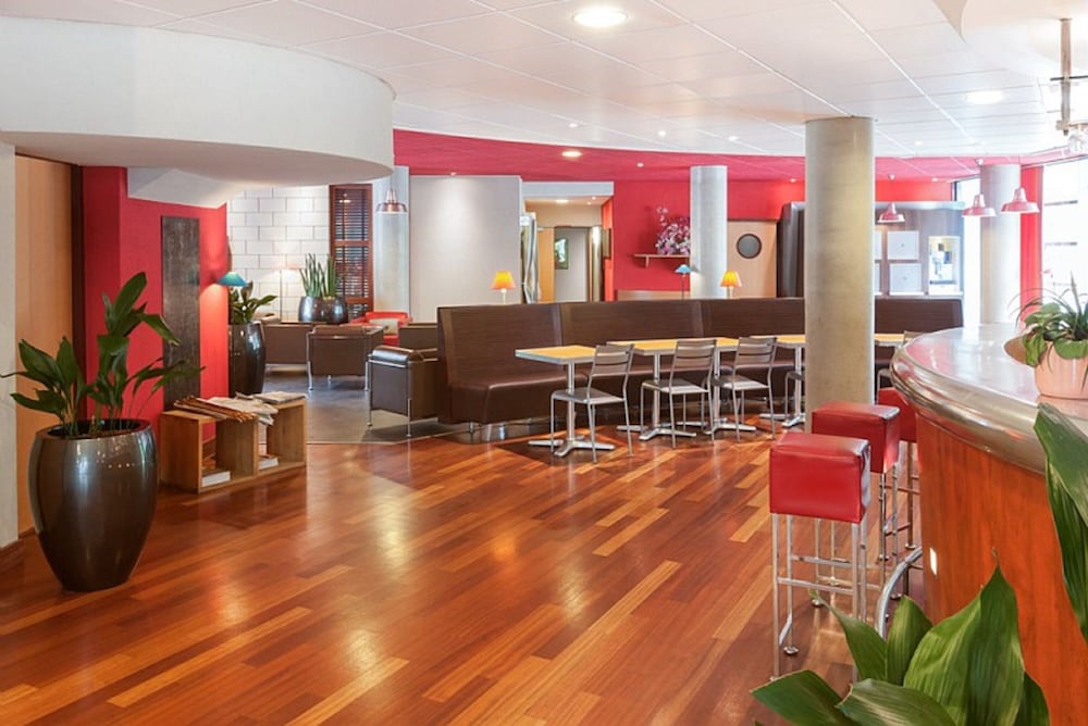 Фото Novotel Suites Nancy Centre