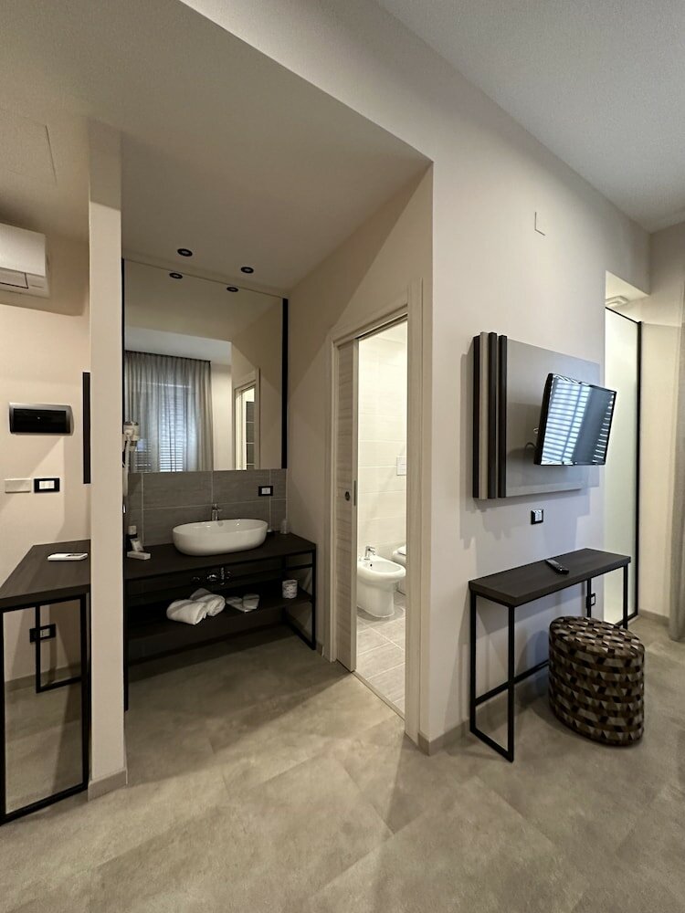 Фото Hotel Tonic