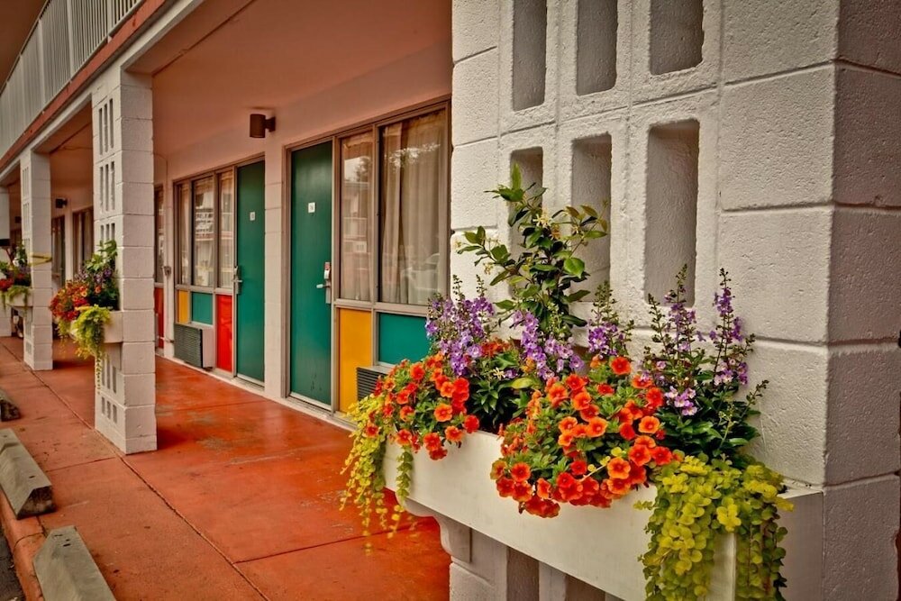 Фото отеля 2