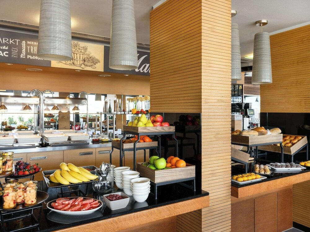 Фото Novotel Budapest Danube