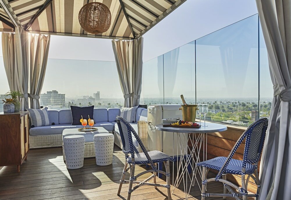 Фото Sixty Beverly Hills