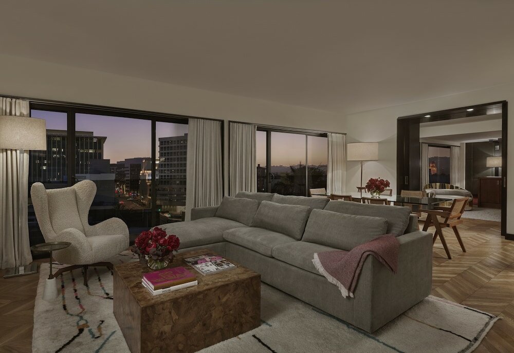 Фото Sixty Beverly Hills