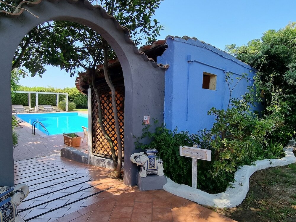 Фото Is Benas Country Lodge