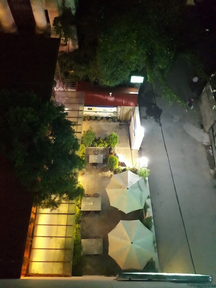 Фото Oasis Kathmandu Hotel