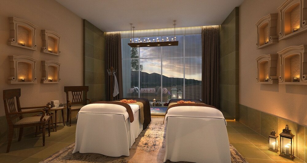 Фото Taj Aravali Resort & SPA