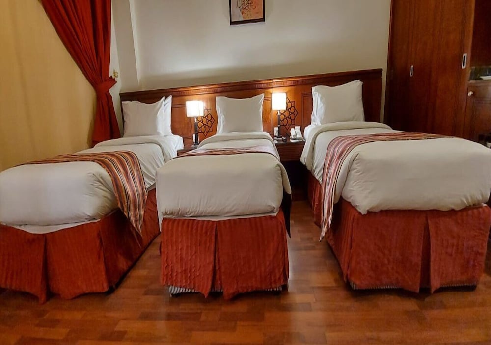 Фото Rotana Al Mesk Hotel