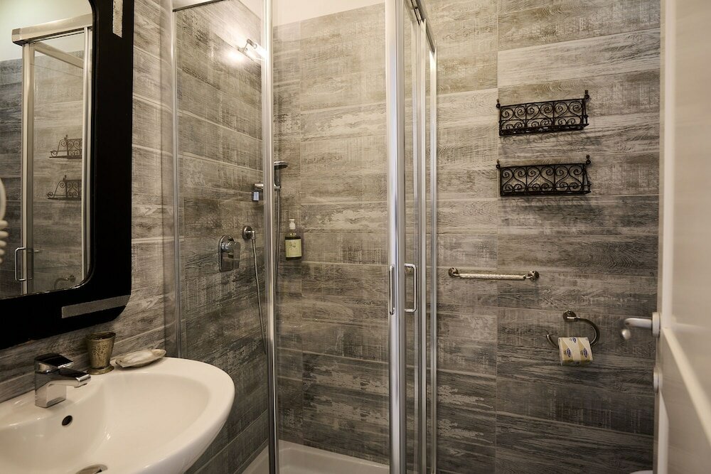 Фото Dei Serafini