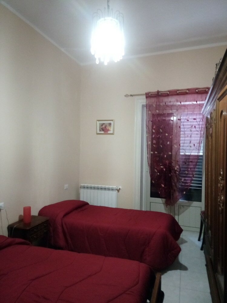 Фото Stazione di Palermo affitti