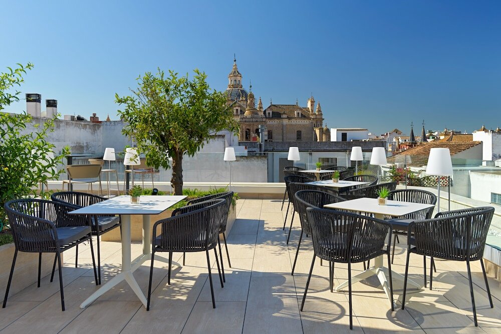 Фото H10 Casa de la Plata