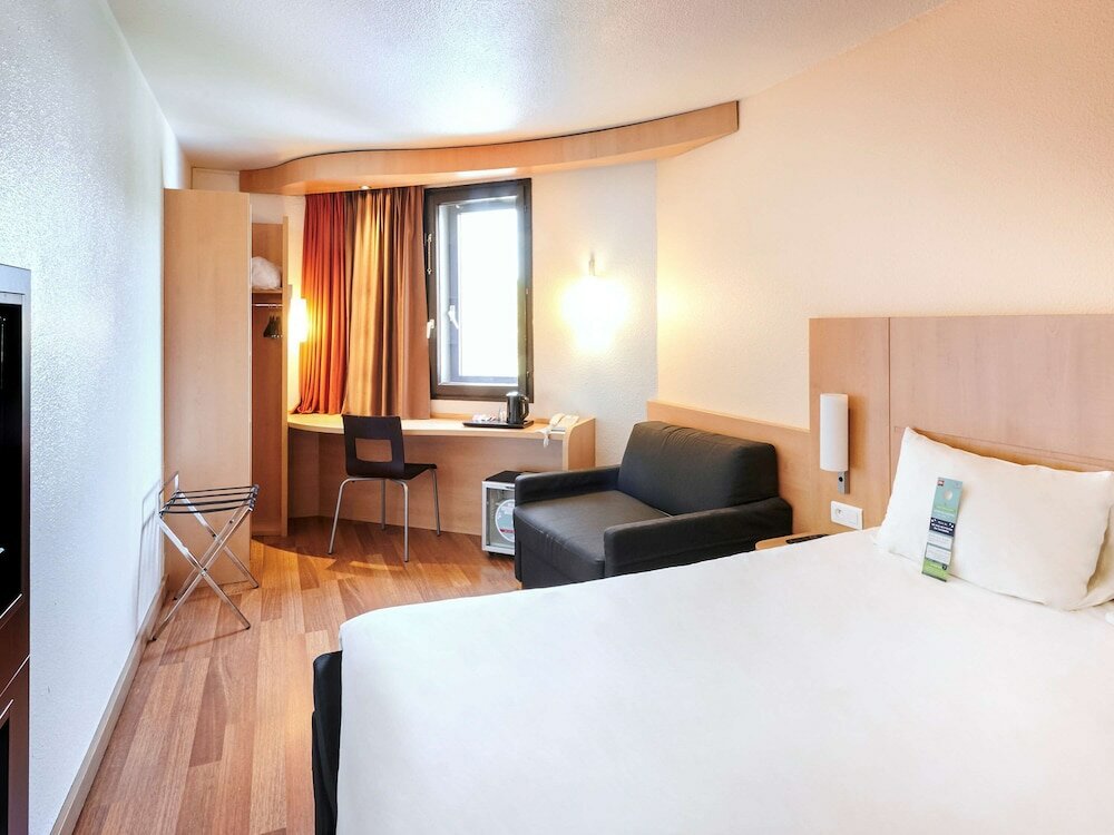 Фото Ibis Lyon Gerland Musée des Confluences