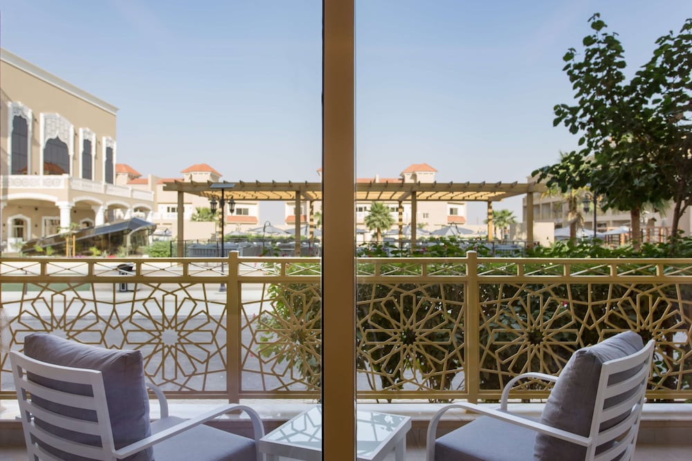 Фото Radisson Hotel Riyadh Airport