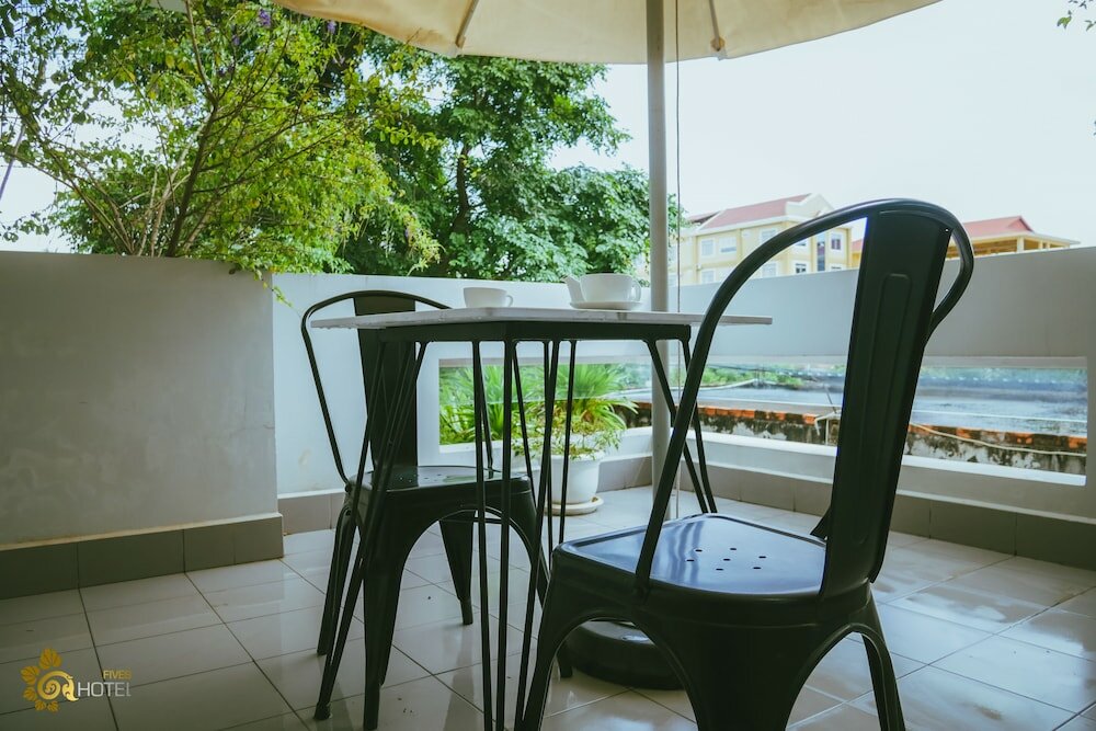 Фото Hotel Five. S