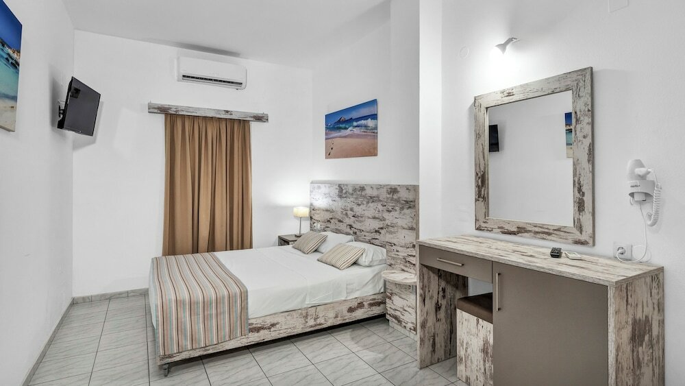 Фото Erato Hotel