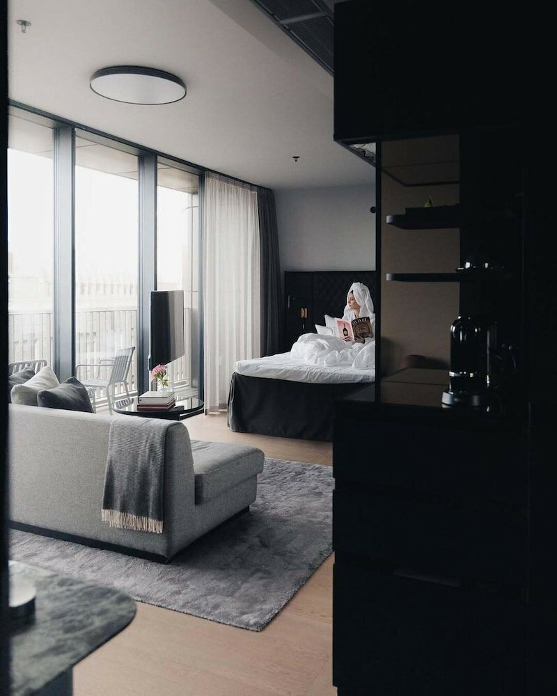 Фото Hotel At Six