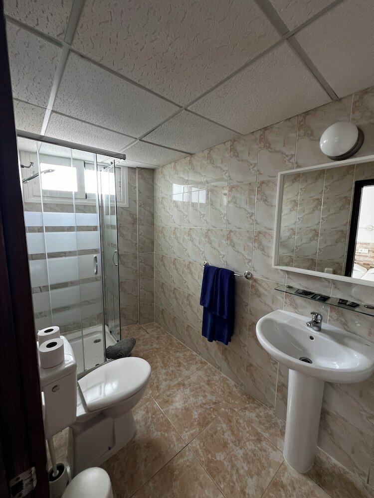 Фото Hostal Residencia Cardona